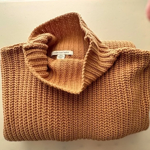 American Eagle Brown Sweater - Picture 1 of 13